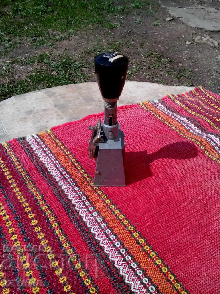 Old seal with price 12.00 BGN | € 6.14 Old seal with price 12.00 BGN | € 6.14