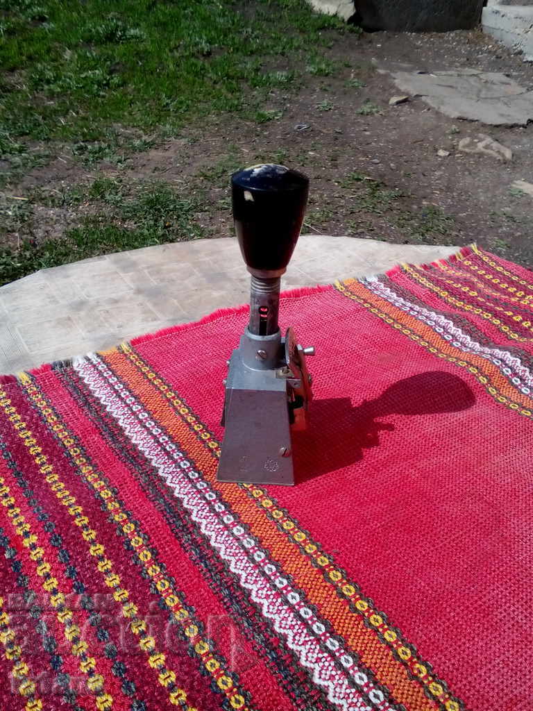 Delivery of Old seal Delivery of Old seal