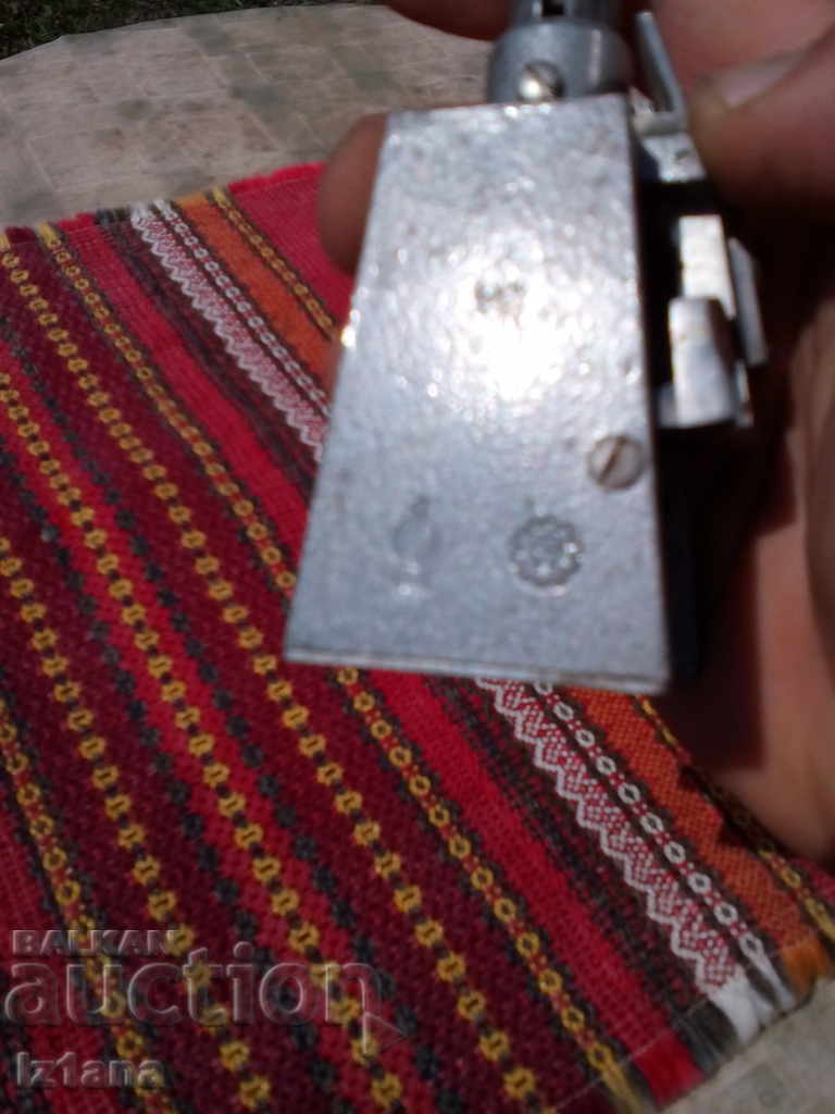 Old seal - 7 Old seal - 7