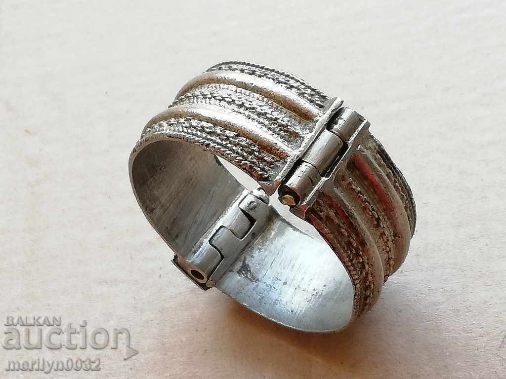 Renaissance silver bracelet, jewelry, jewelry, necklace, ring with price 219.90 BGN | € 112.43 Renaissance silver bracelet, jewelry, jewelry, necklace, ring with price 219.90 BGN | € 112.43