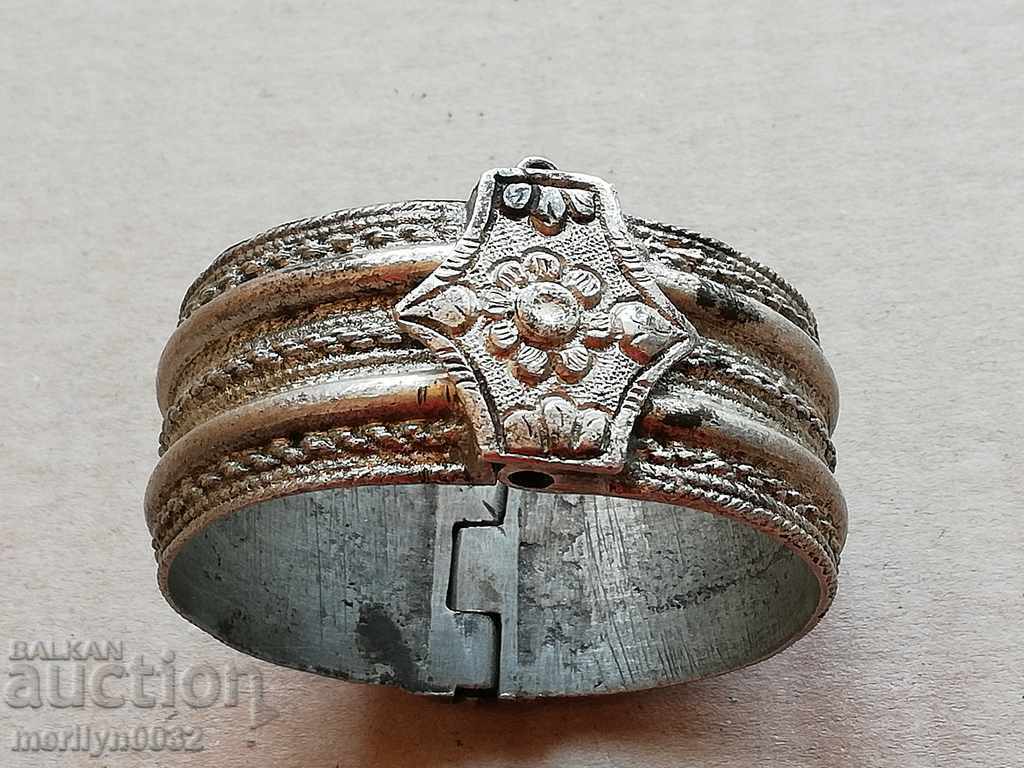 Renaissance silver bracelet, jewelry, jewelry, necklace, ring Renaissance silver bracelet, jewelry, jewelry, necklace, ring