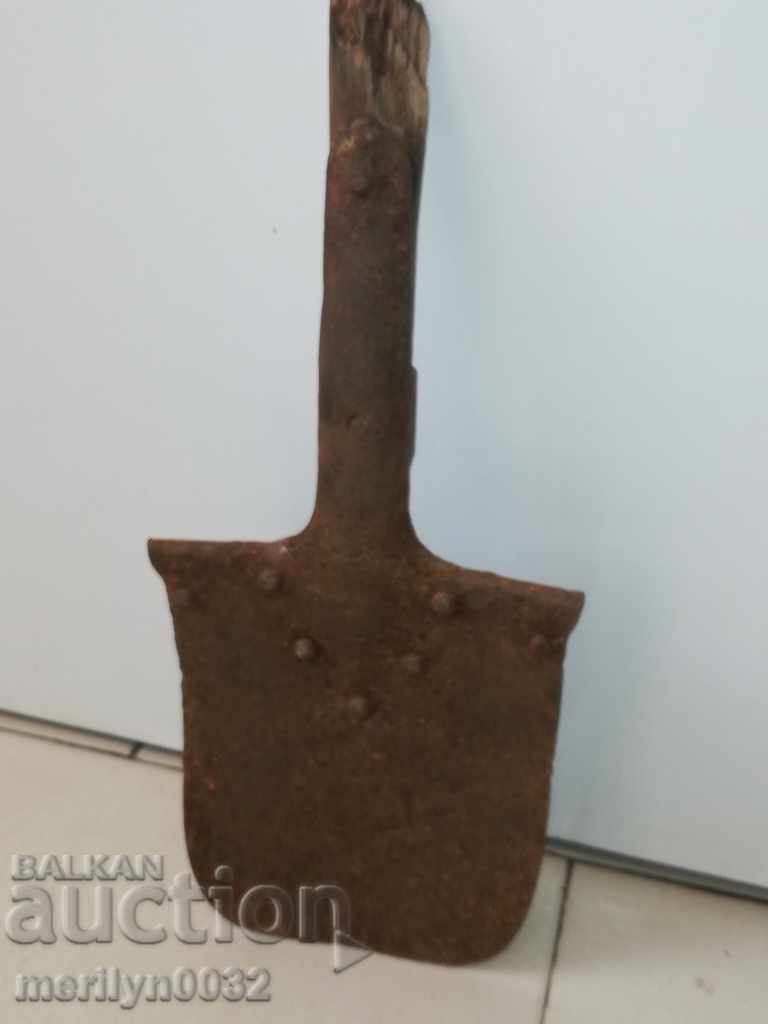 Shaft tool German blade 1915 WW1 First World with price 44.00 BGN | € 22.50 Shaft tool German blade 1915 WW1 First World with price 44.00 BGN | € 22.50