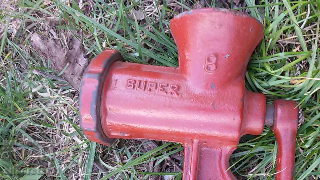 Auction  vintage metal grinder for tomato milling