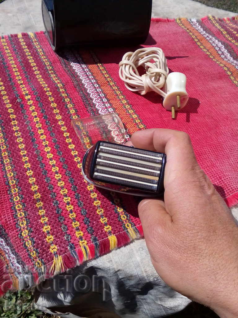 Aparat de ras vechi Neva 3 - 5