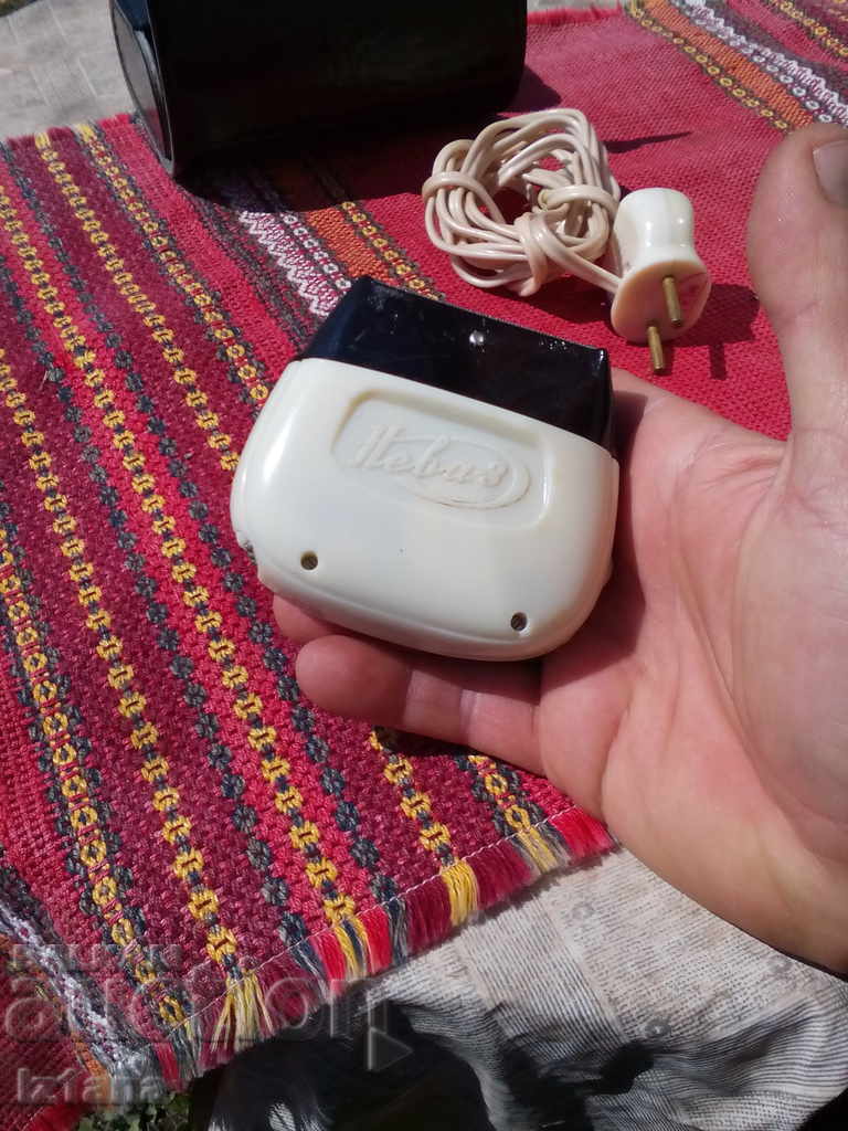 Aparat de ras vechi Neva 3 - 6