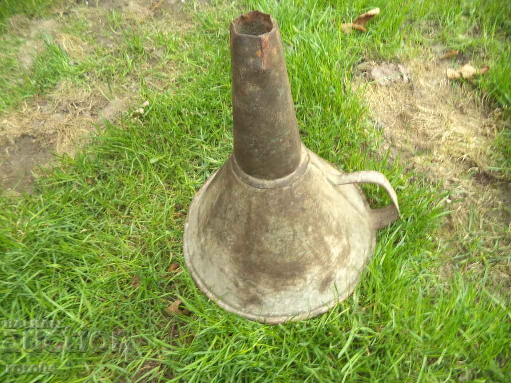 OLIVE LAMARIAN FUNNY WITH CANDLE - OVERRIDE - 5 OLIVE LAMARIAN FUNNY WITH CANDLE - OVERRIDE - 5