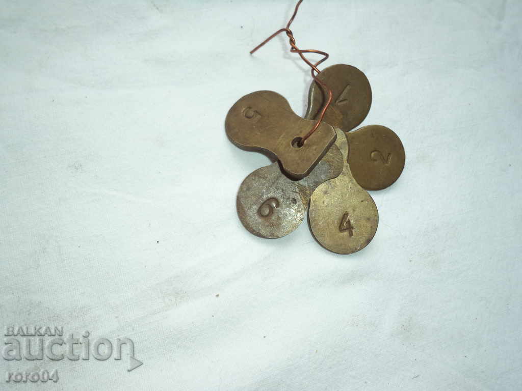 BRONZE NUMBERS / TABLES - 5 NUMBERS with price 11.11 BGN | € 5.68 BRONZE NUMBERS / TABLES - 5 NUMBERS with price 11.11 BGN | € 5.68