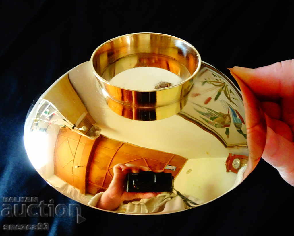 Tall bronze bowl with wild ducks, hunting scene with price 12.00 BGN | € 6.14 Tall bronze bowl with wild ducks, hunting scene with price 12.00 BGN | € 6.14