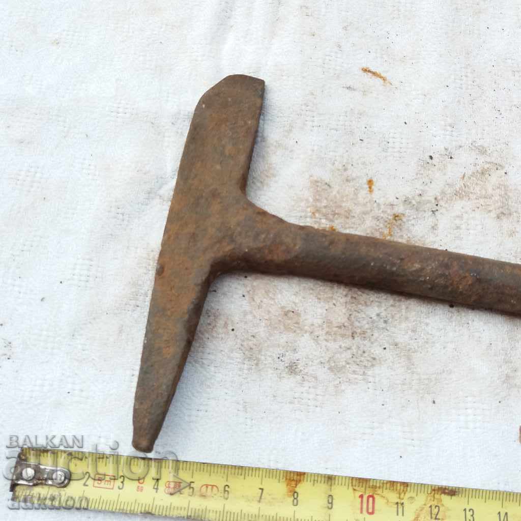 OLD CRAFTSMAN CHUCK with price 1.99 BGN | € 1.02 OLD CRAFTSMAN CHUCK with price 1.99 BGN | € 1.02