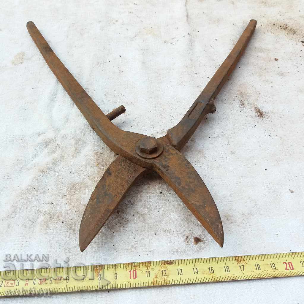 OLD HARNESS FOR LAMARINE CUTTING - 5