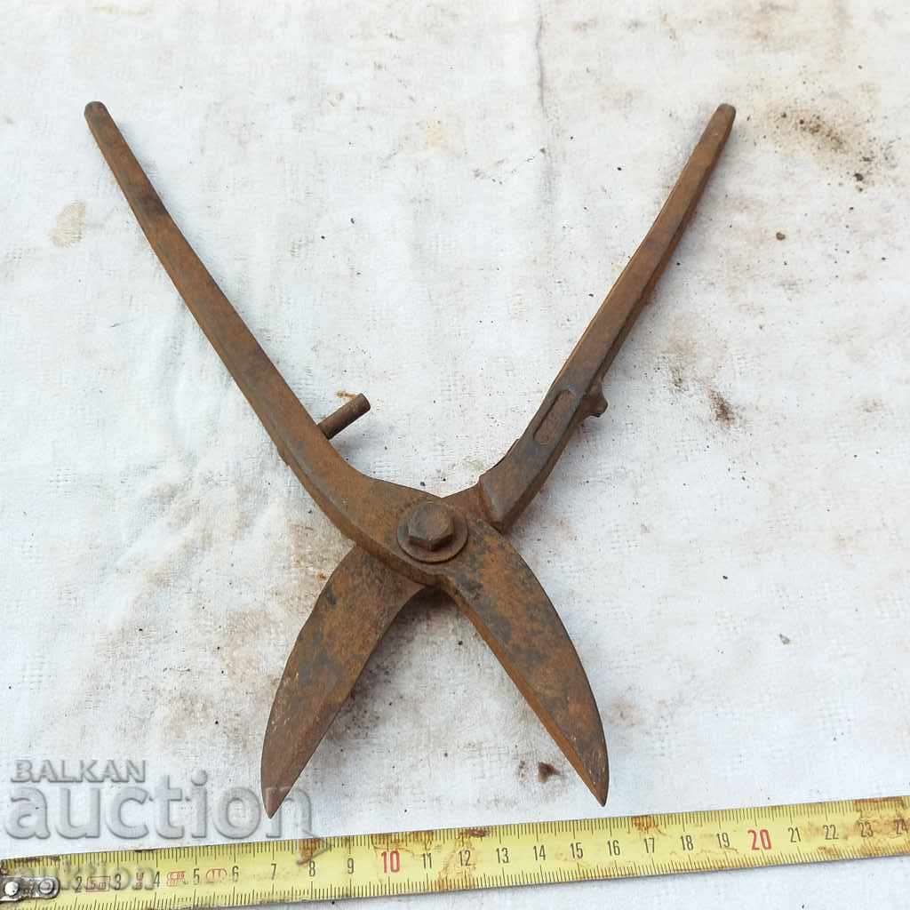 OLD HARNESS FOR LAMARINE CUTTING - 6