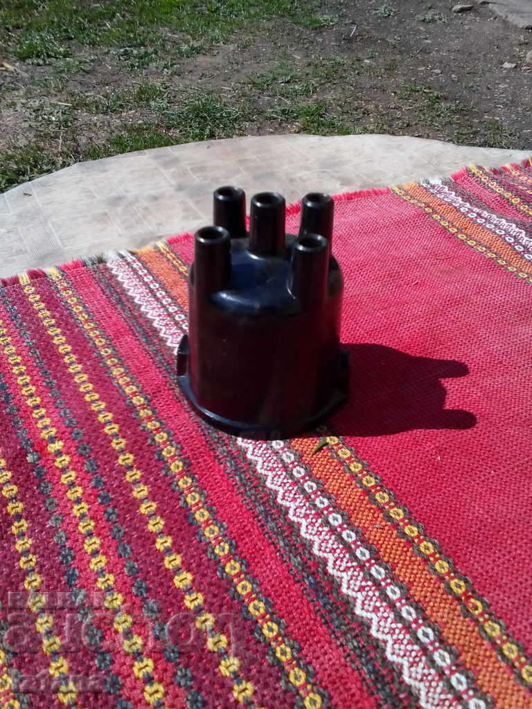 Capac de distribuitor vechi Lada Capac de distribuitor vechi Lada