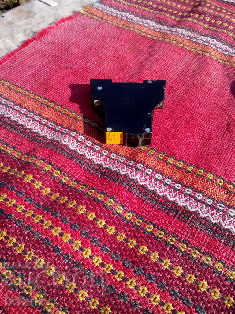 Old automatic circuit breaker Old automatic circuit breaker