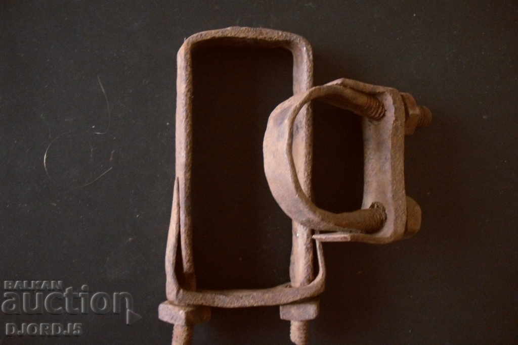 Δημοπρασία Παλιά σφυρήλατο σίδερο Δημοπρασία Παλιά σφυρήλατο σίδερο