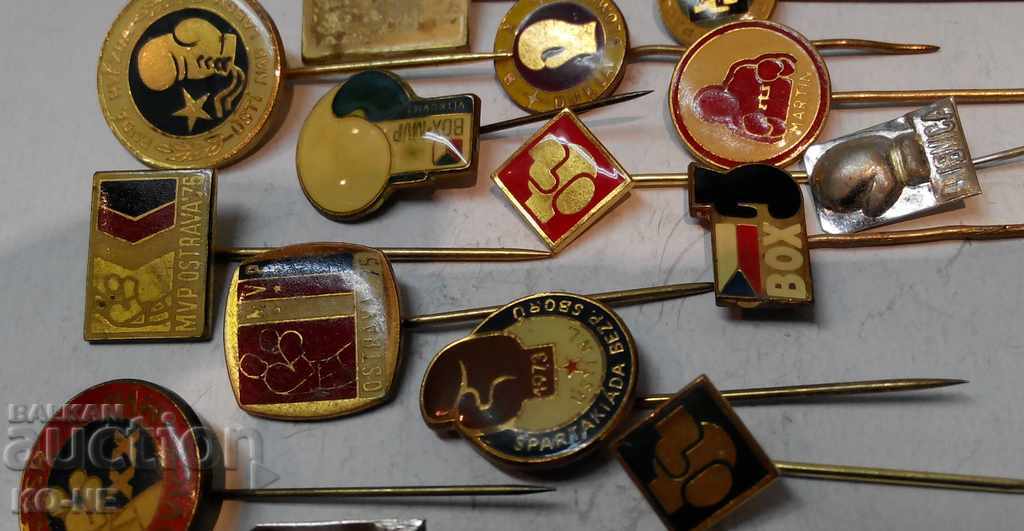 Auction  Sports badges Boxing