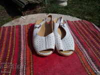 Sandale medicale vechi, papuci, pantofi