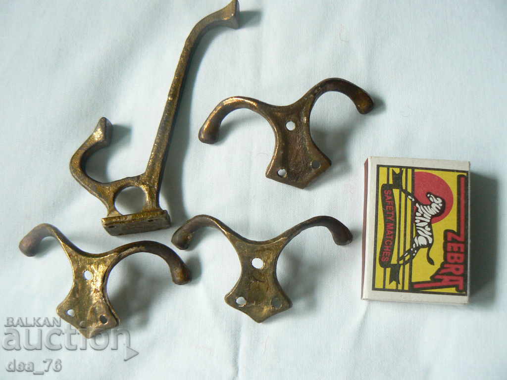 Old bronze hangers with price 11.90 BGN | € 6.08 Old bronze hangers with price 11.90 BGN | € 6.08