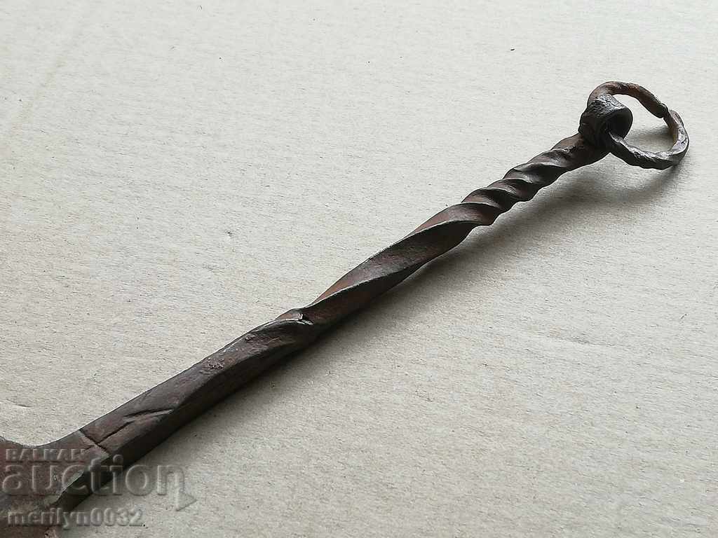 Delivery of Old forged scabbard, gingerbread, gingerbread, bruises Delivery of Old forged scabbard, gingerbread, gingerbread, bruises
