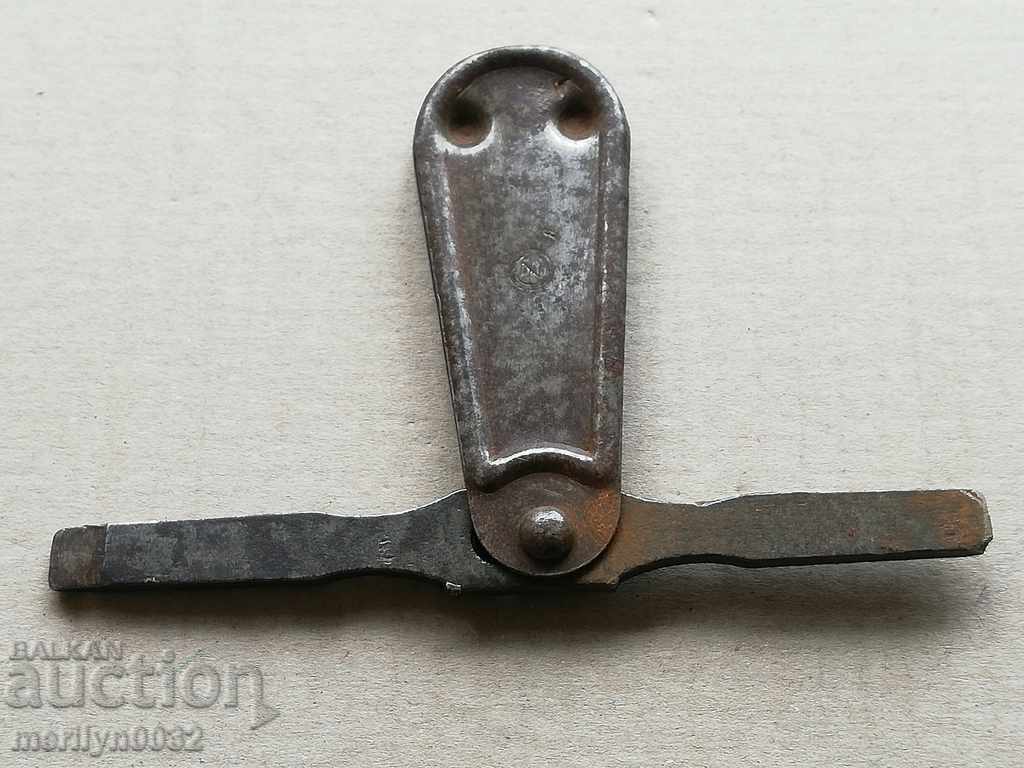 Delivery of Army screwdriver from ZIP machine gun ZB-39 Delivery of Army screwdriver from ZIP machine gun ZB-39