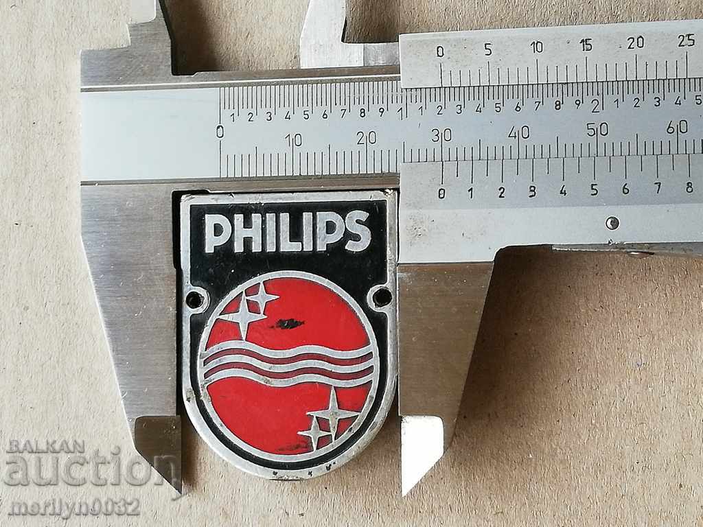 Auction  PHILIPS emblem giving excellent sewing staff