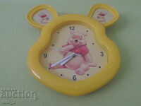 CHILDREN'S WALL CLOCK - Pooh Bear