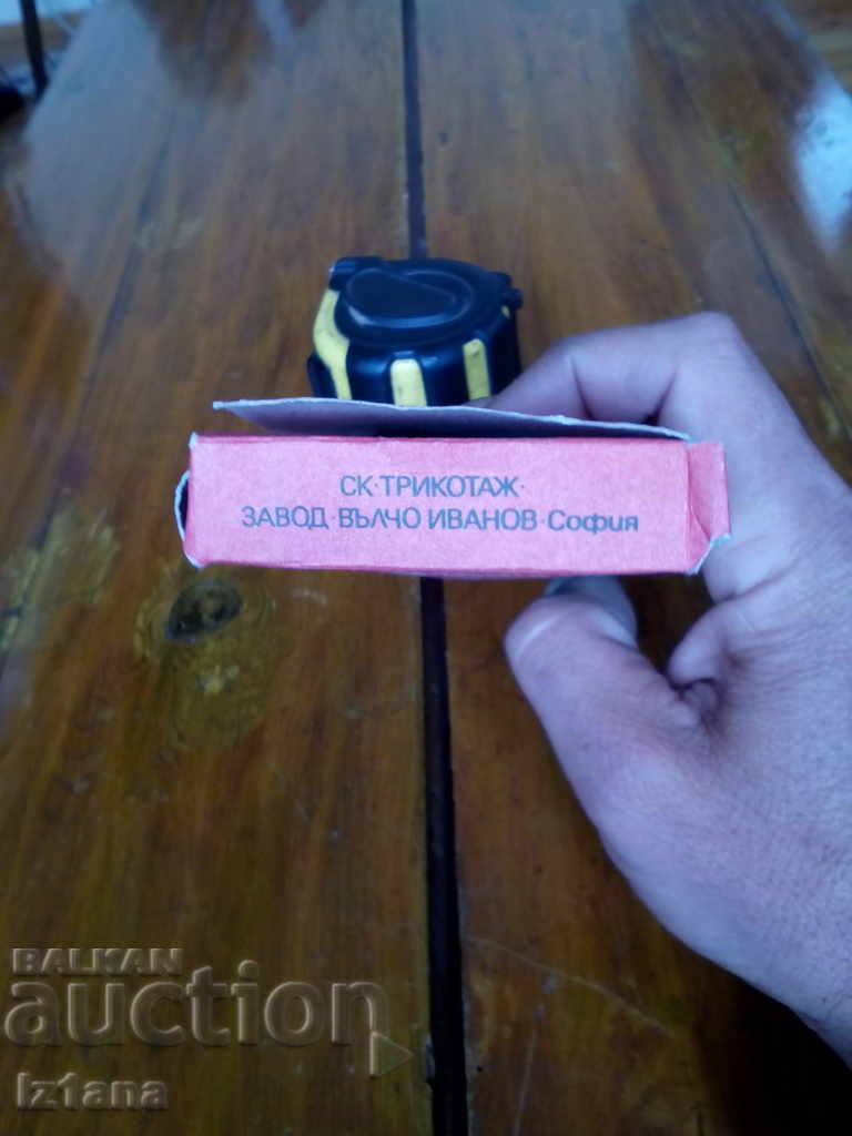 Auction Old ladies tights Auction Old ladies tights