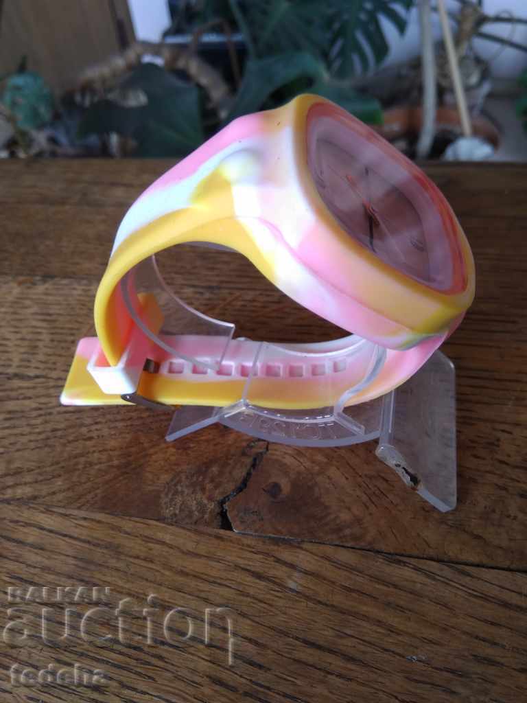 QUARTZ CLOCK- SS.COM LADIES, CHILDREN - 5 QUARTZ CLOCK- SS.COM LADIES, CHILDREN - 5