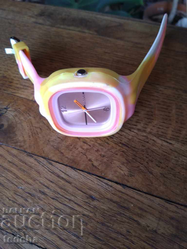 QUARTZ CLOCK- SS.COM LADIES, CHILDREN - 7 QUARTZ CLOCK- SS.COM LADIES, CHILDREN - 7