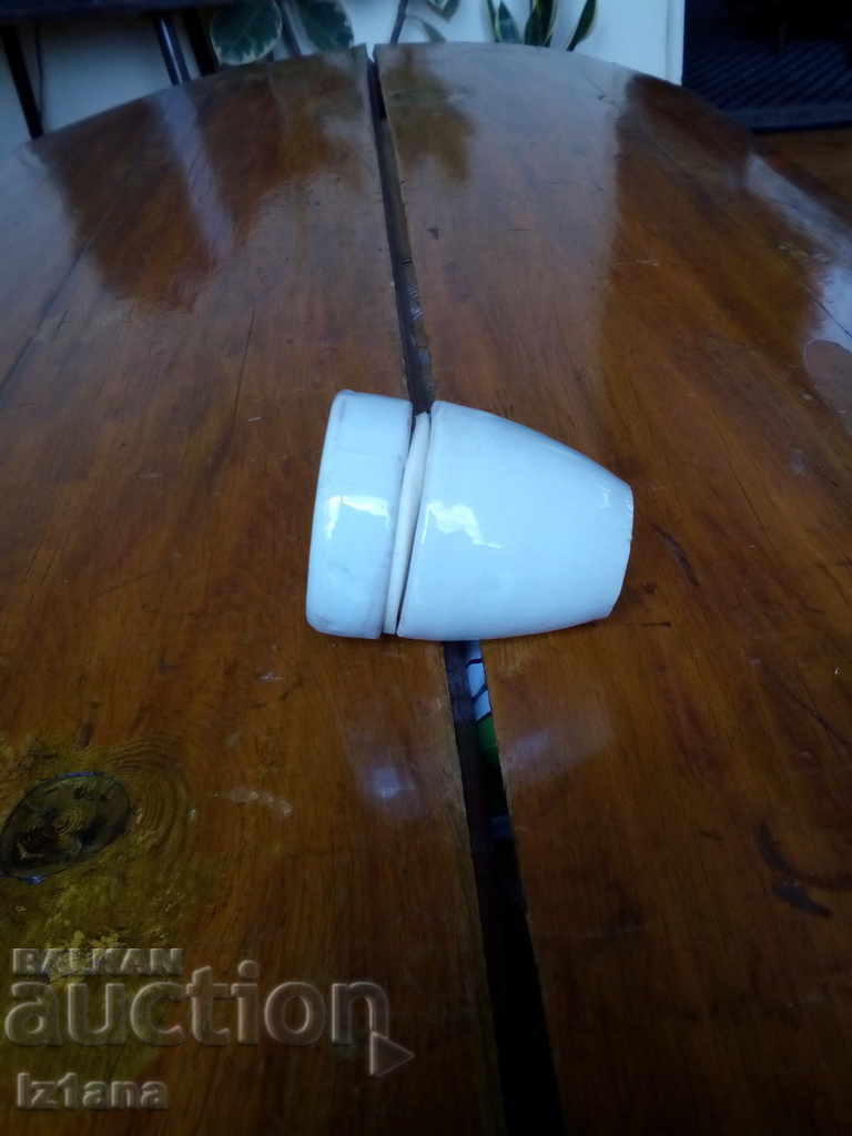 Old porcelain fuselage with price 5.00 BGN | € 2.56
