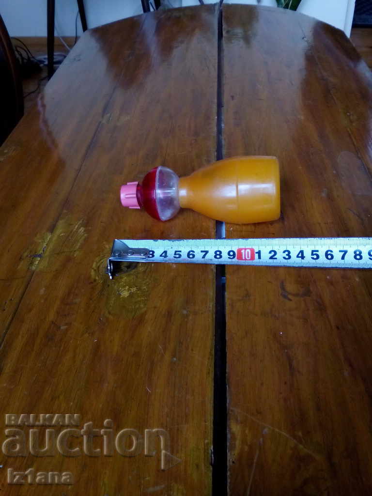 Auction Old vinegar, Oliver Auction Old vinegar, Oliver