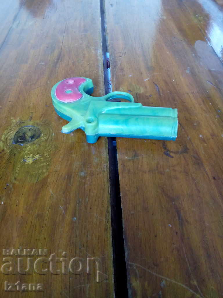 Auction Old toy gun Auction Old toy gun
