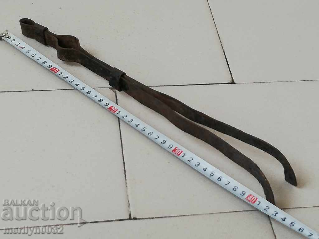 Δημοπρασία Παλιά dilaf, πολτό, σφυρήλατο σίδερο για ένα φούρνο Δημοπρασία Παλιά dilaf, πολτό, σφυρήλατο σίδερο για ένα φούρνο