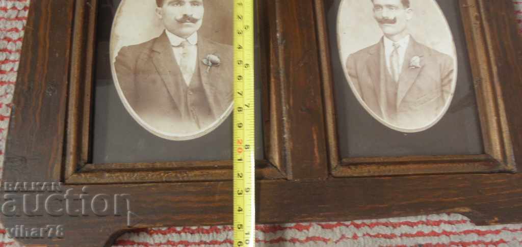 Auction MULTI-OLD AND WRITE DUAL WOODEN FRAME WITH PHOTOS Auction MULTI-OLD AND WRITE DUAL WOODEN FRAME WITH PHOTOS