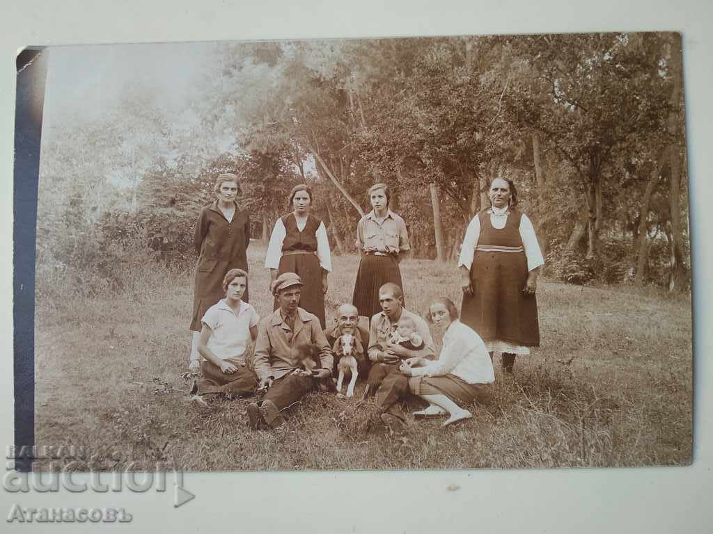 Catelusa foto veche Costum national 1919