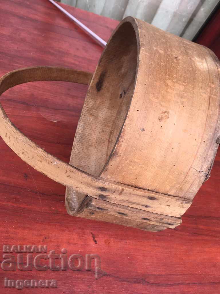 OLD CURTAIN, WOODEN WOODEN WOOD with price 44.00 BGN | € 22.50