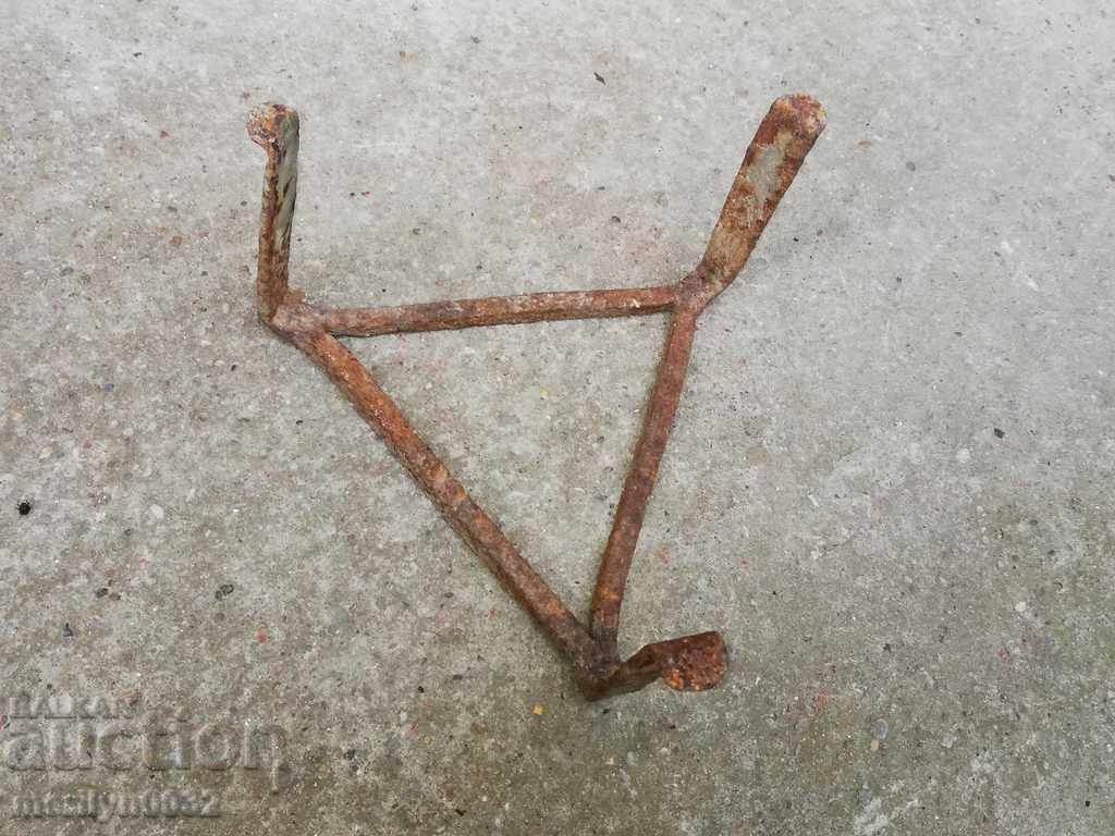 Sazhek, pyrostia, wrought iron, hearth with price 39.00 BGN | € 19.94