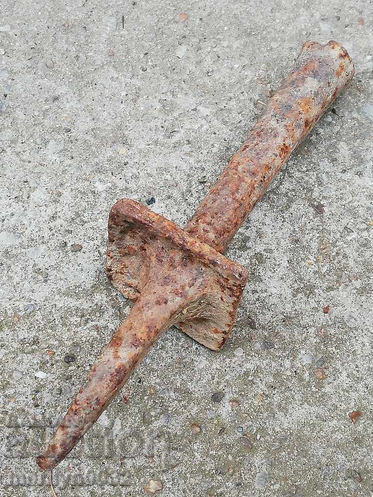 A primitive anvil for hair peeling with price 32.00 BGN | € 16.36 A primitive anvil for hair peeling with price 32.00 BGN | € 16.36