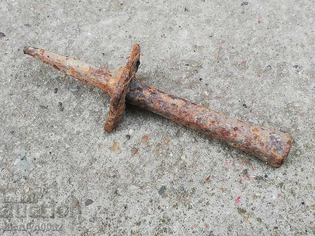 A primitive anvil for hair peeling - 6 A primitive anvil for hair peeling - 6