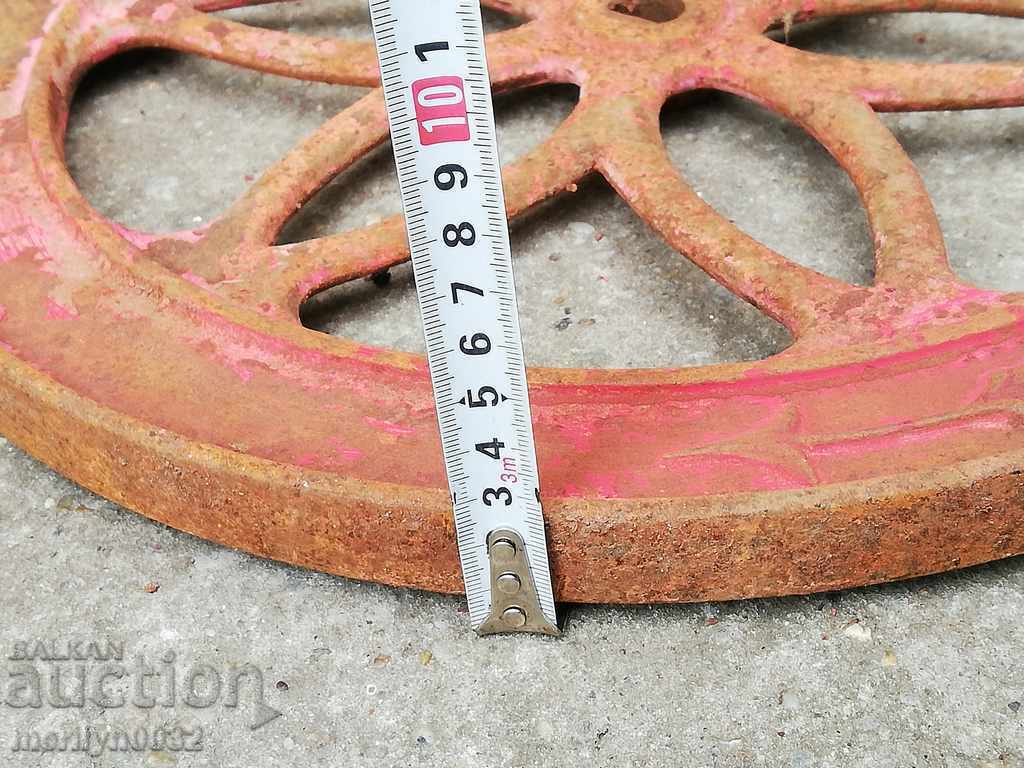 Wrought iron relief cast iron spinning wheel - 6 Wrought iron relief cast iron spinning wheel - 6