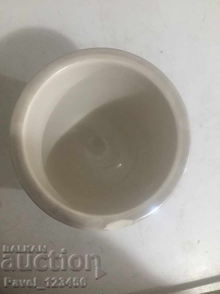 Auction  vase with a small note