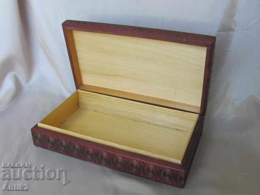 Old Wooden Box for Mahogany Jewelry with price 36.00 BGN | € 18.41 Old Wooden Box for Mahogany Jewelry with price 36.00 BGN | € 18.41