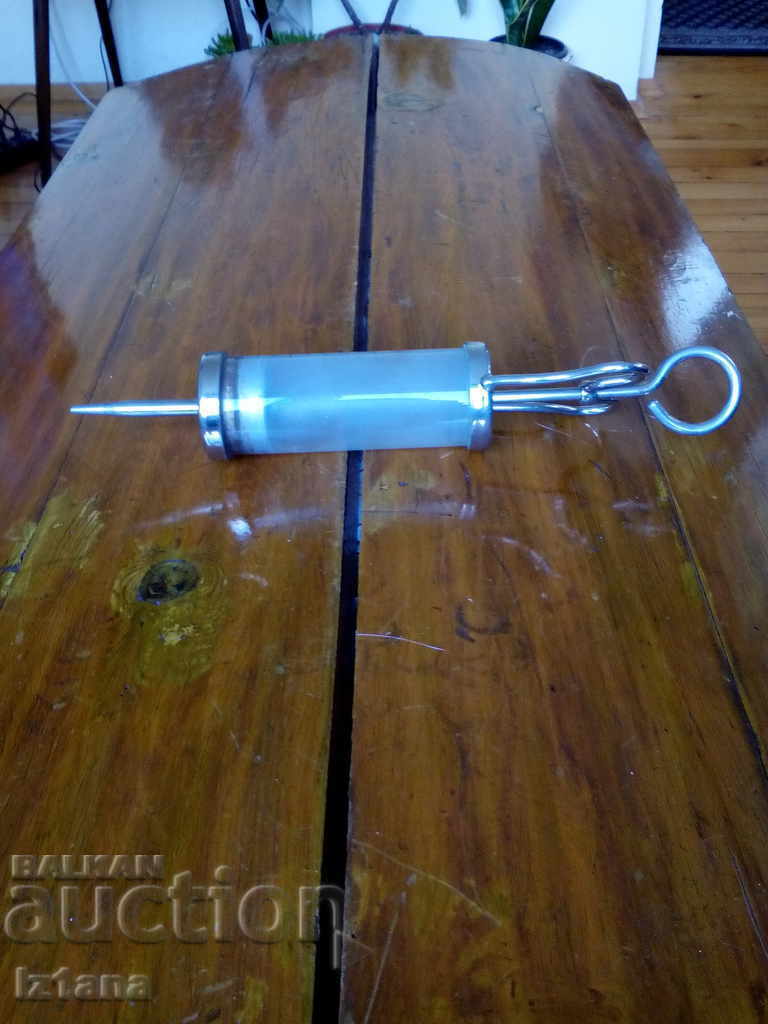Old glass syringe, flushing syringe Old glass syringe, flushing syringe