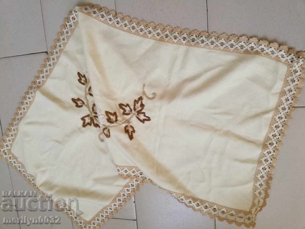 Old embroidery cover with price 21.00 BGN | € 10.74 Old embroidery cover with price 21.00 BGN | € 10.74