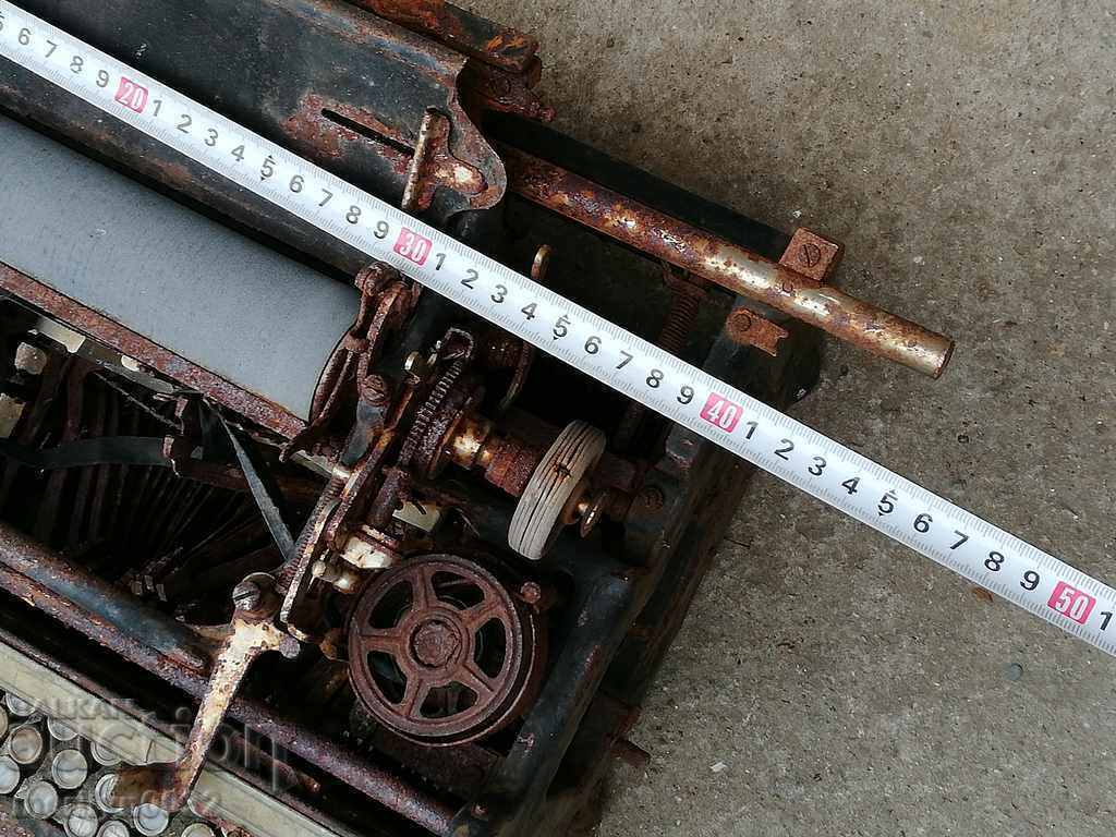 Auction  Old Typewriter Continental Continental