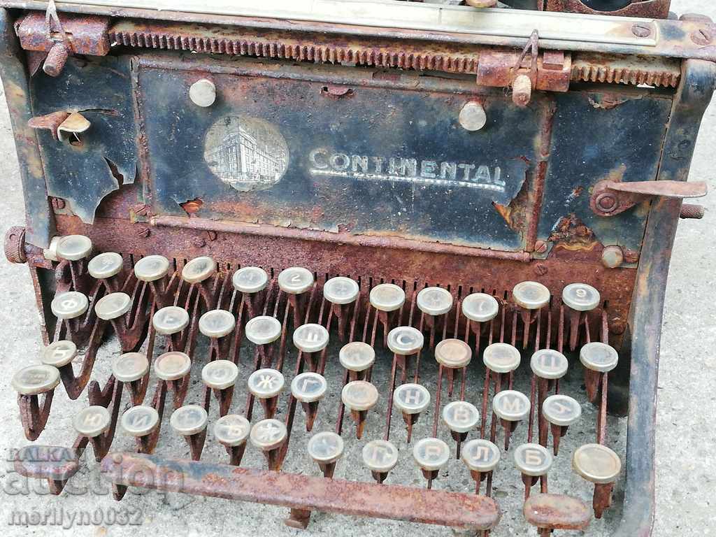 Old Typewriter Continental Continental - 6