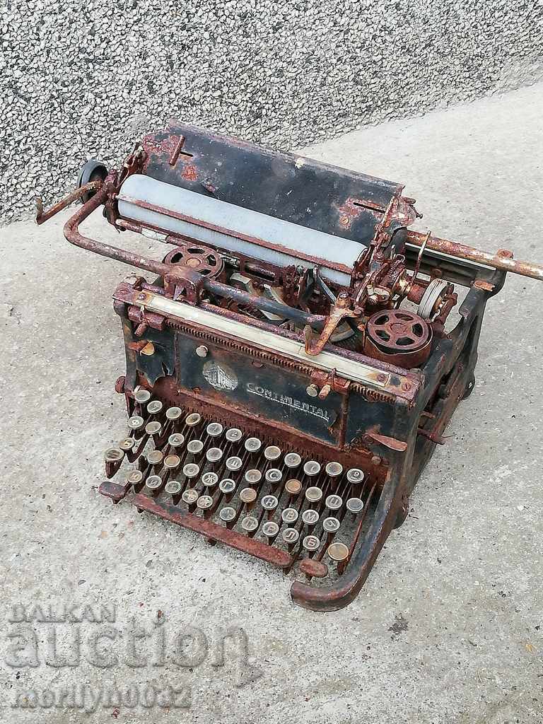 Old Typewriter Continental Continental