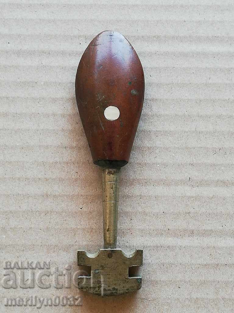 OLIVE OLIVE COFFEE SURFACE CUTTING CYPRUS RUSSIA RRR with price 72.00 BGN | € 36.81 OLIVE OLIVE COFFEE SURFACE CUTTING CYPRUS RUSSIA RRR with price 72.00 BGN | € 36.81