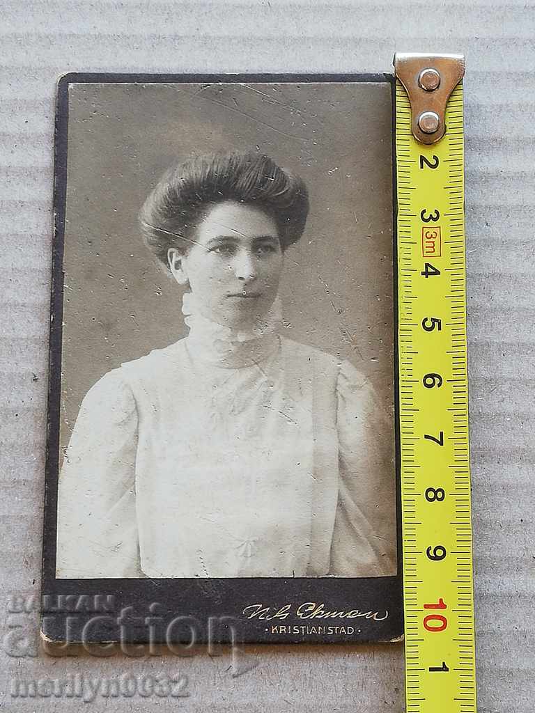 Delivery of Picture of a Bulgarian cartoon shot in Sweden in the 20th century