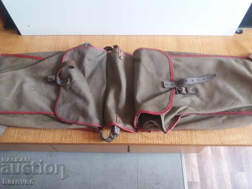 Very interesting two-piece brazen bag with price 39.99 BGN | € 20.45 Very interesting two-piece brazen bag with price 39.99 BGN | € 20.45