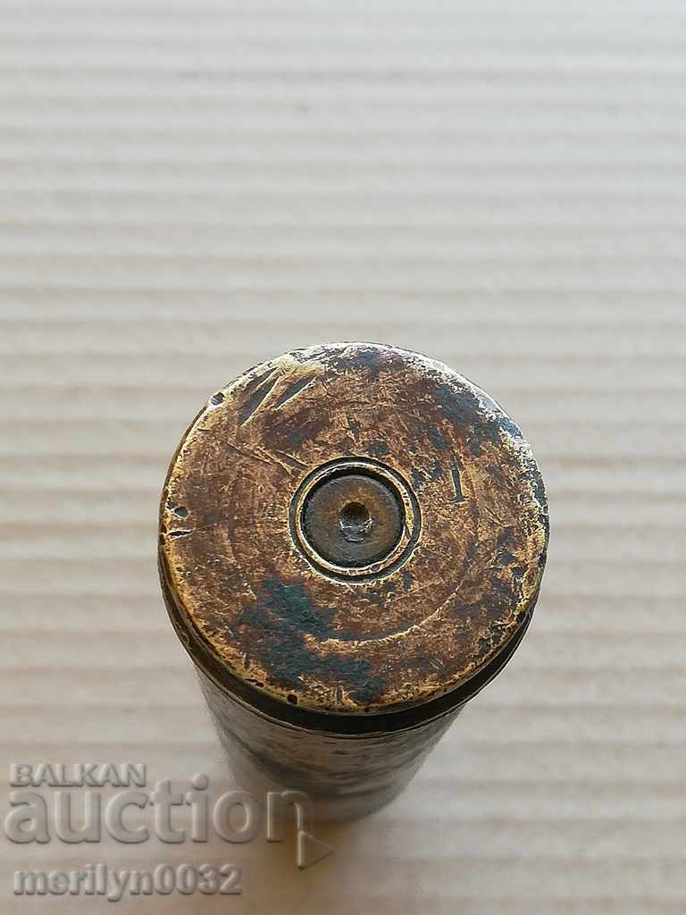 Auction  A major machine gun, an ammunition, a cartridge